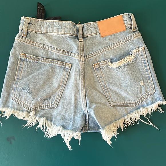 Zara jean shorts - Picture 4 of 5